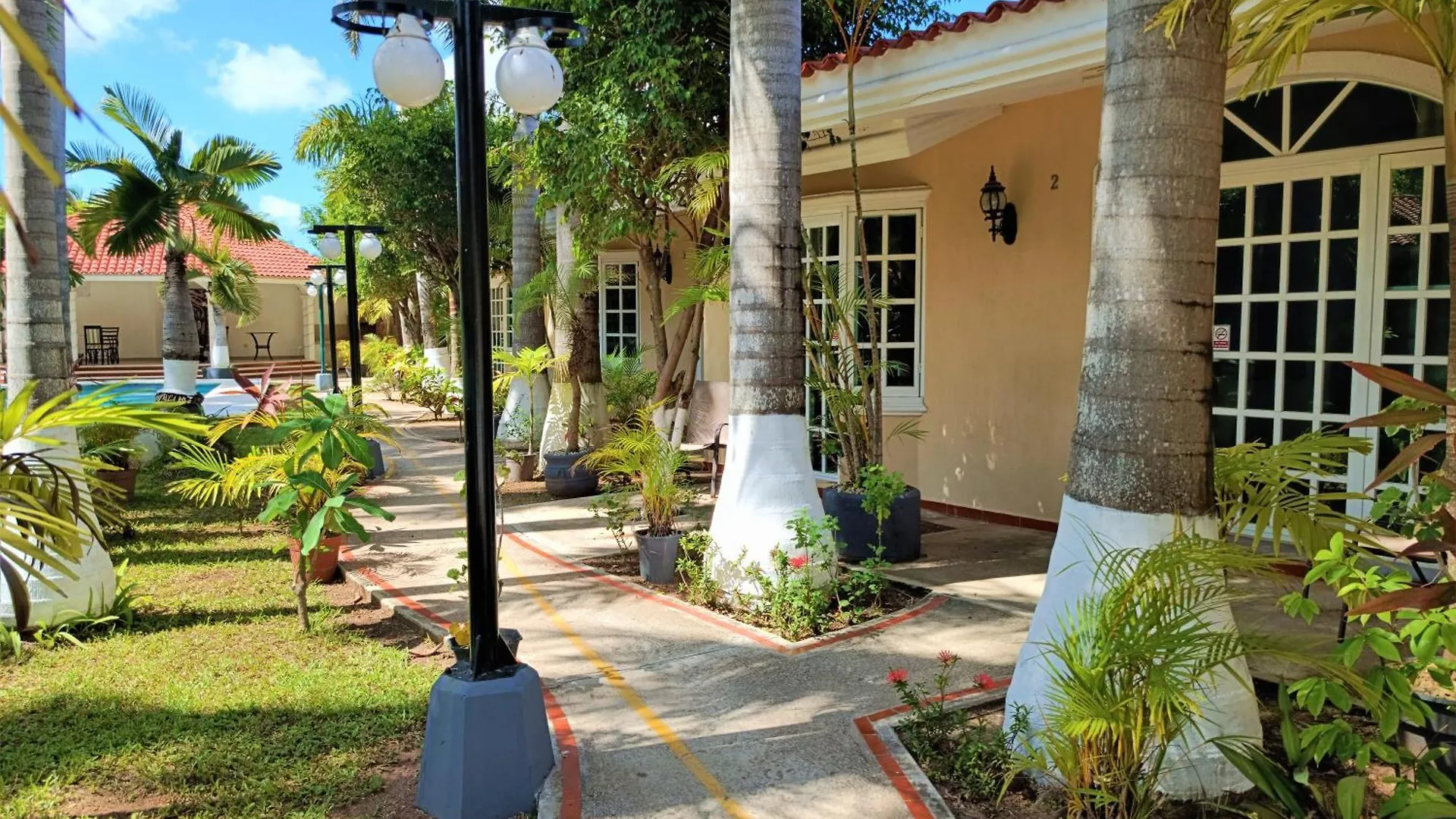 Tulipanes Cancun Villa