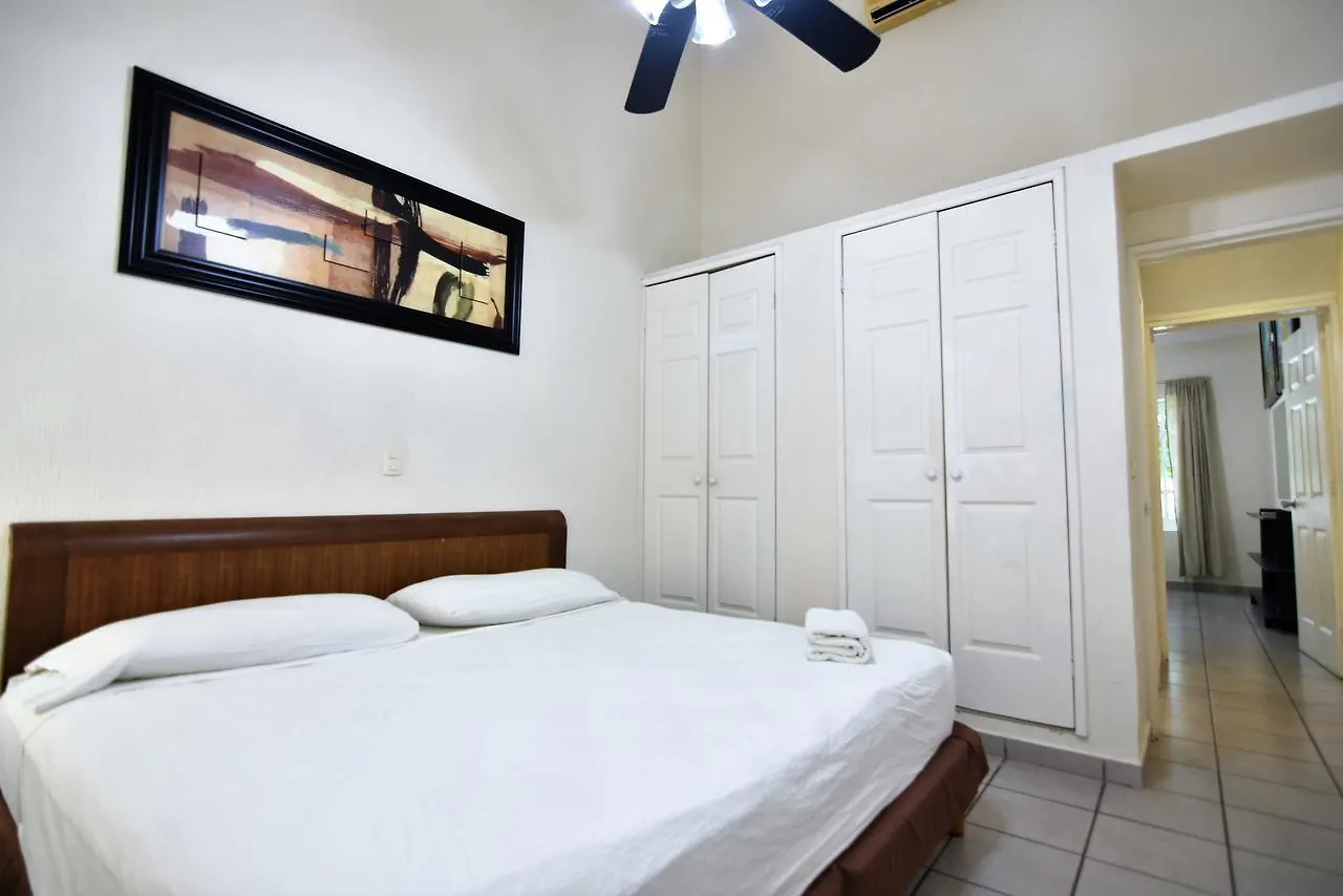 Villa Tulipanes Cancun Mexico