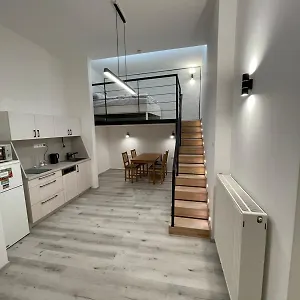 Szekely Near Deak Ferenc Square With Free Parking In Garage Apartamento Budapest