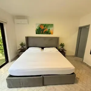 Luxury Pok Ta Pok Semesterbostad