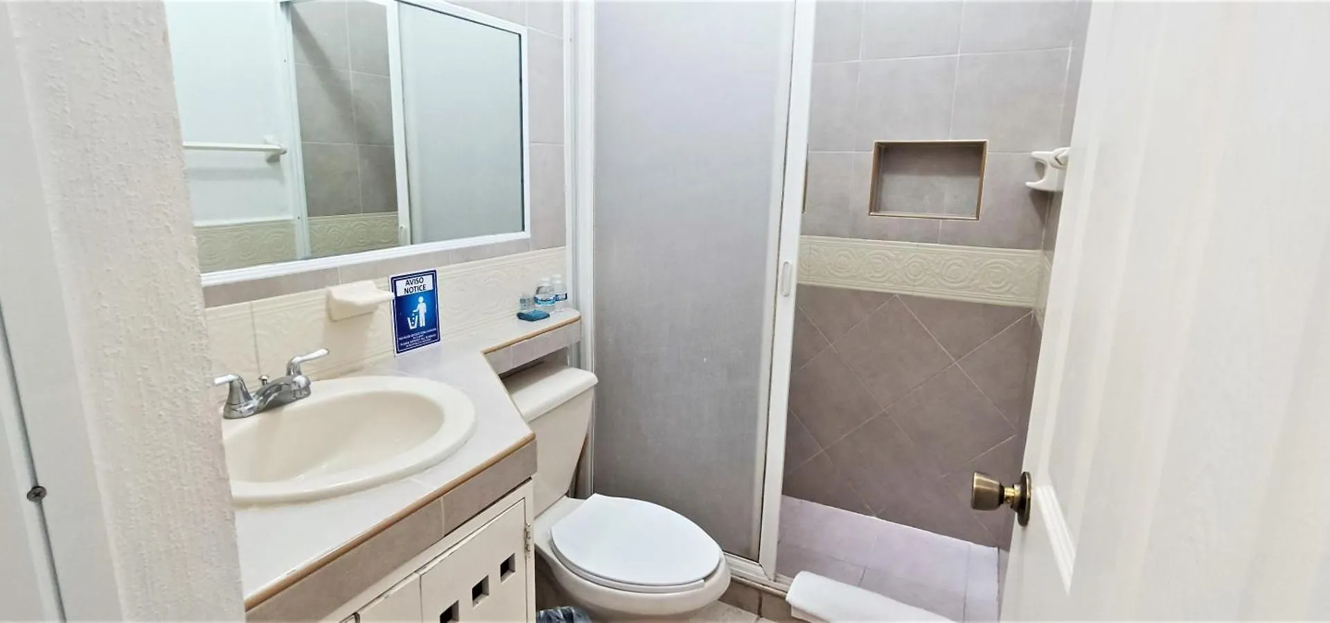 Tulipanes Cancún Villa