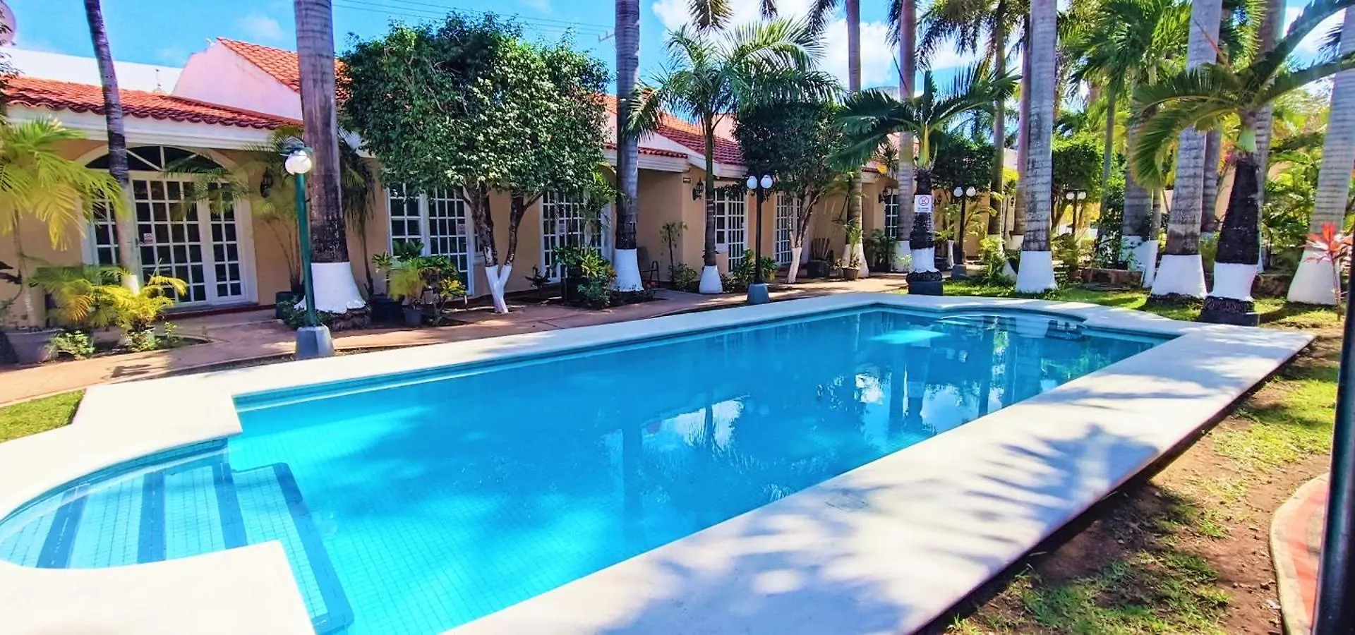 Tulipanes Cancún Villa