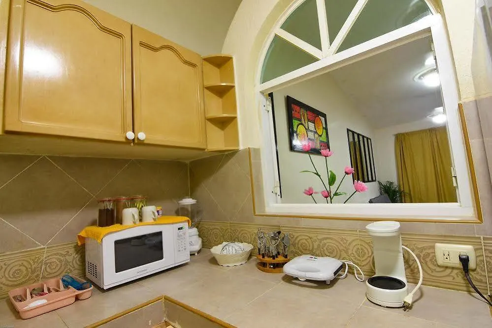 Tulipanes Cancún Villa